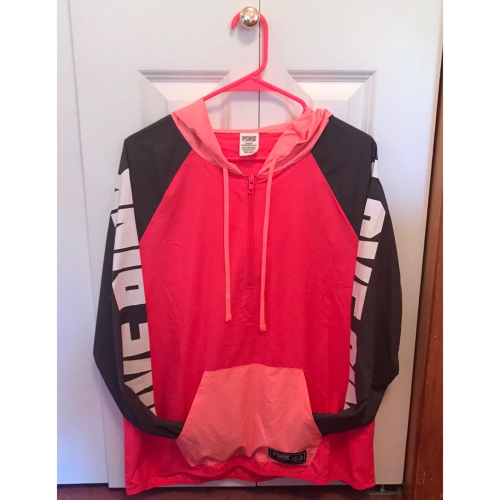 VS pink lightweight running windbreaker jacket